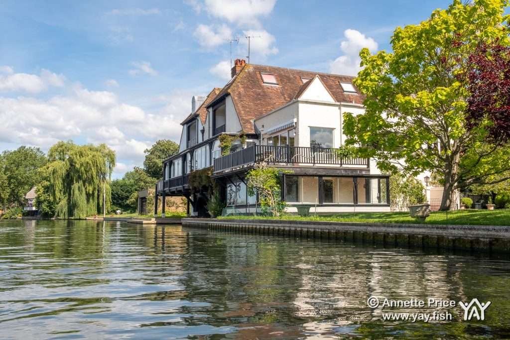 River Thames near Wargrave UK 12 7 20 11